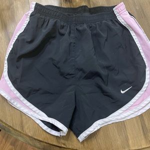 XS small Nike women’s dry fit shorts